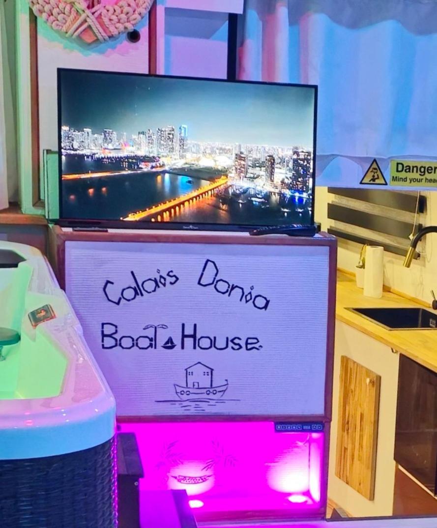 Hotel Calaidonia Boat House à Calais Extérieur photo